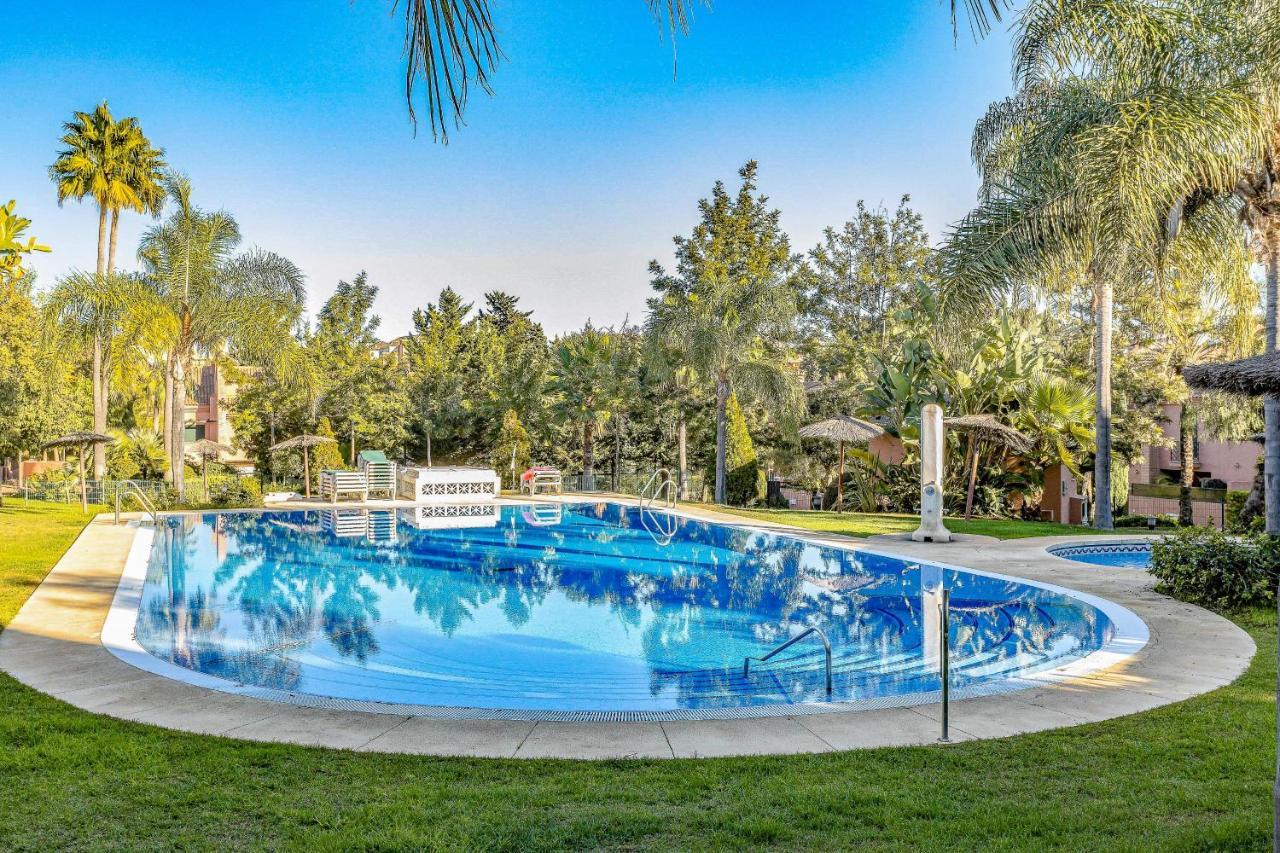 Oleholidays Adosado Mediterraneo Los Monteros 100 M Playa マルベーリャ エクステリア 写真