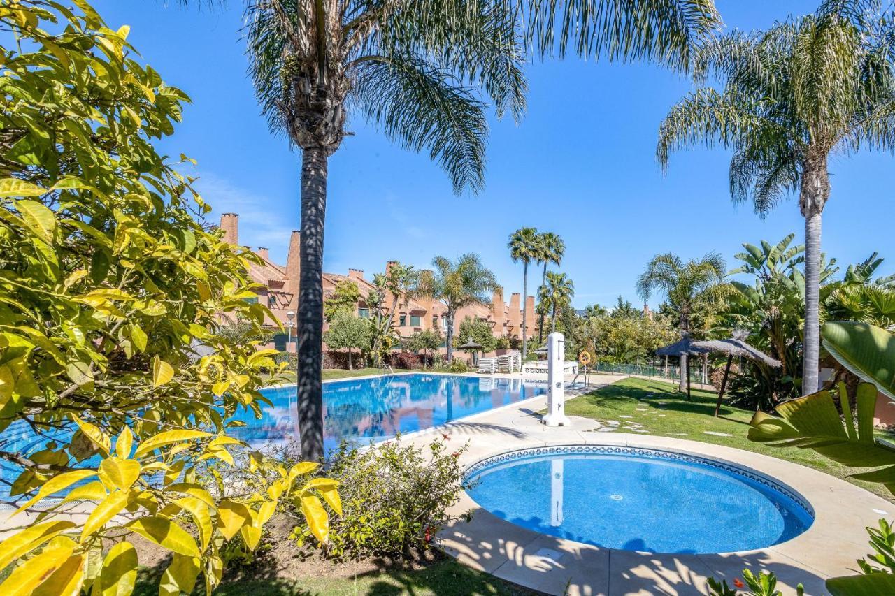 Oleholidays Adosado Mediterraneo Los Monteros 100 M Playa マルベーリャ エクステリア 写真
