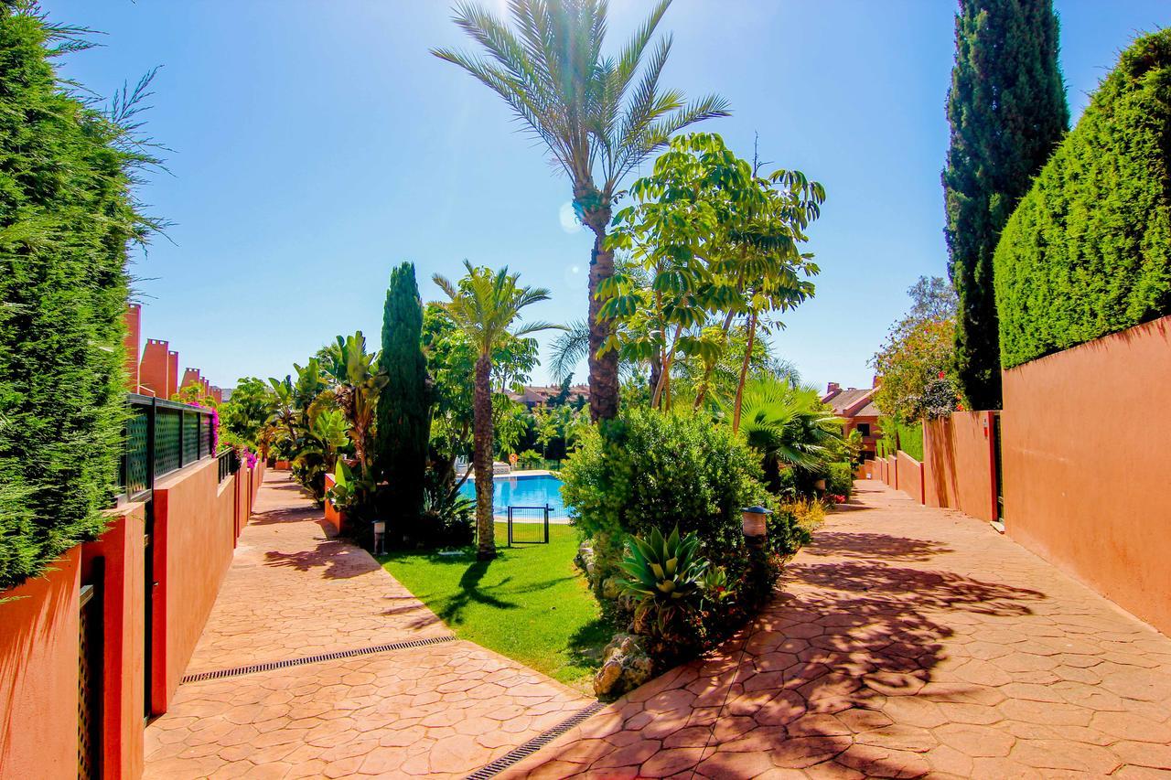 Oleholidays Adosado Mediterraneo Los Monteros 100 M Playa マルベーリャ エクステリア 写真