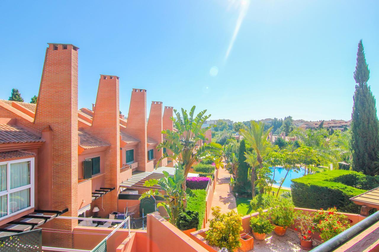 Oleholidays Adosado Mediterraneo Los Monteros 100 M Playa マルベーリャ エクステリア 写真